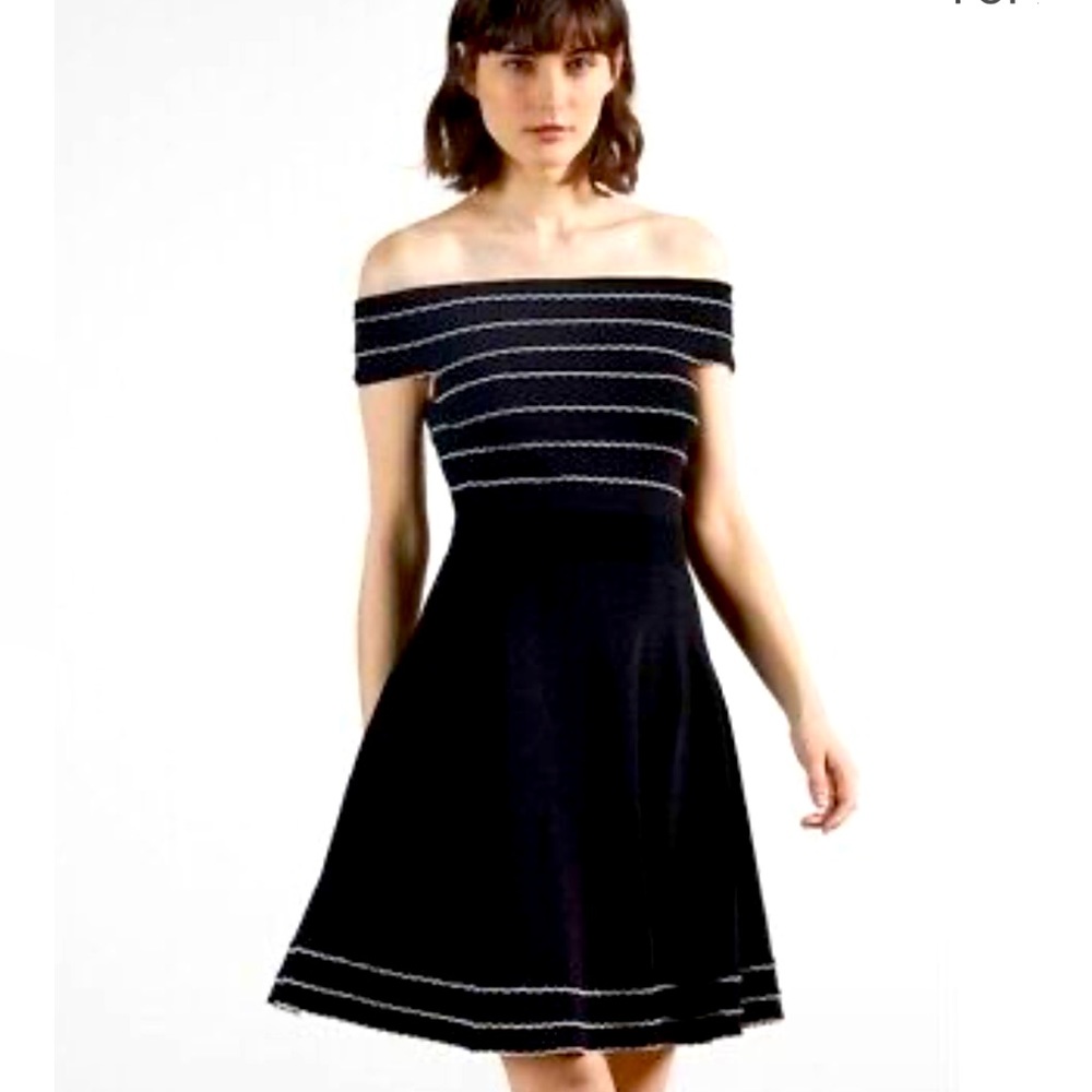 Gorgeous Ted Baker Bardot Scalloped Skater Dress